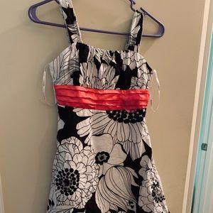 Absolutely gorgeous girls summer dress!!